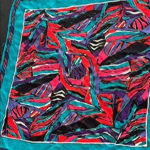 Express multicolor scarf